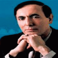 ترامب وشعار 