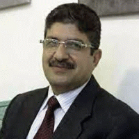 النحات سامي محمد.. وتحول المنحوتة إلى ذاكرة للإنسان